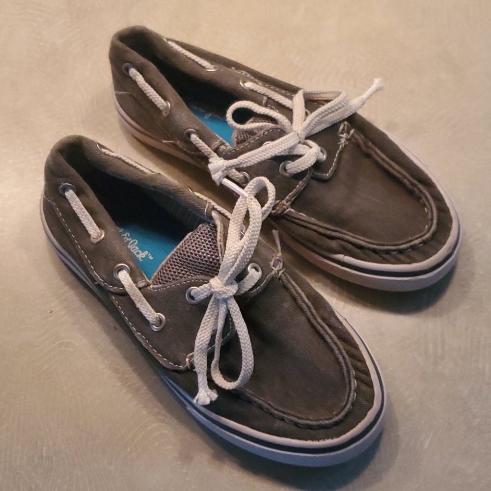 Boys boat shoes